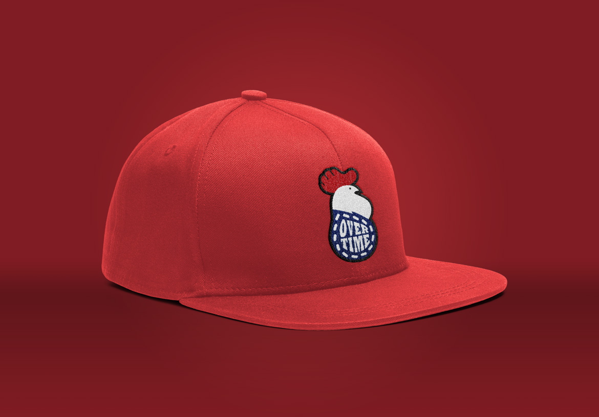 Le logo de Overtime choisi appliqué sur une casquette